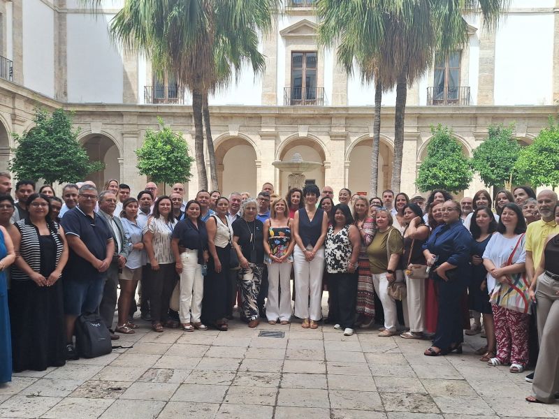 Encuentro institucional con la Ministra de Inclusión, Seguridad Social y Migraciones
